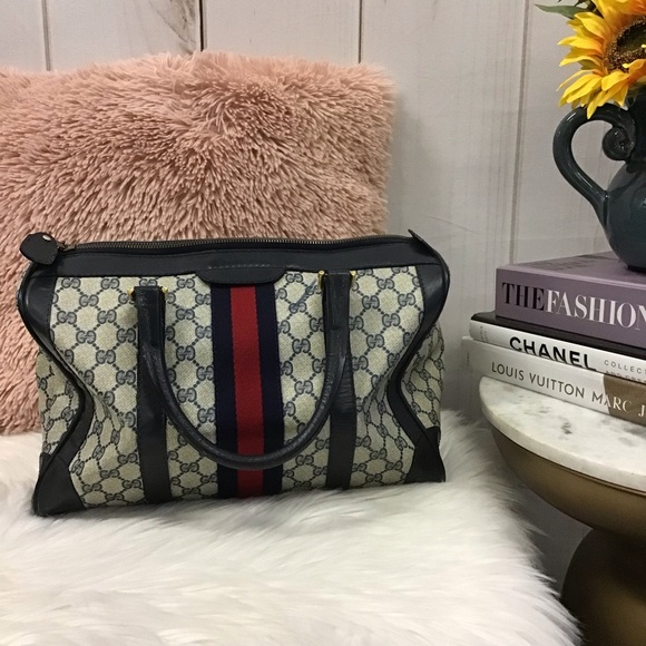 Vintage Gucci Sherry Hand Bag - Picture 3 of 15